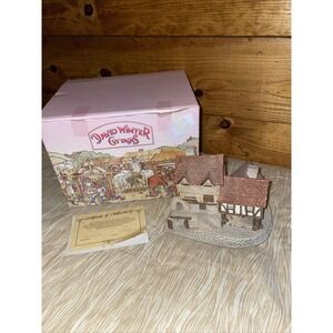 David Winter Cottages Market Street With Box & COA Hand Made & Hand Painted